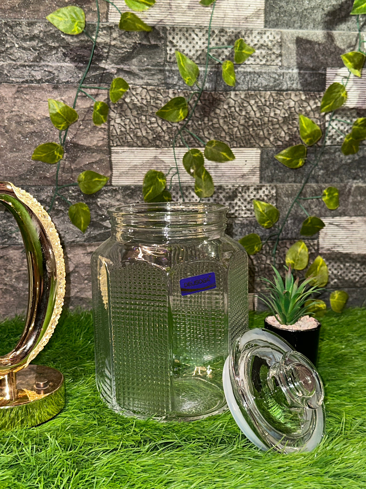 Ribbed Glass Storage Jar 2.2L | DAILYCLINK