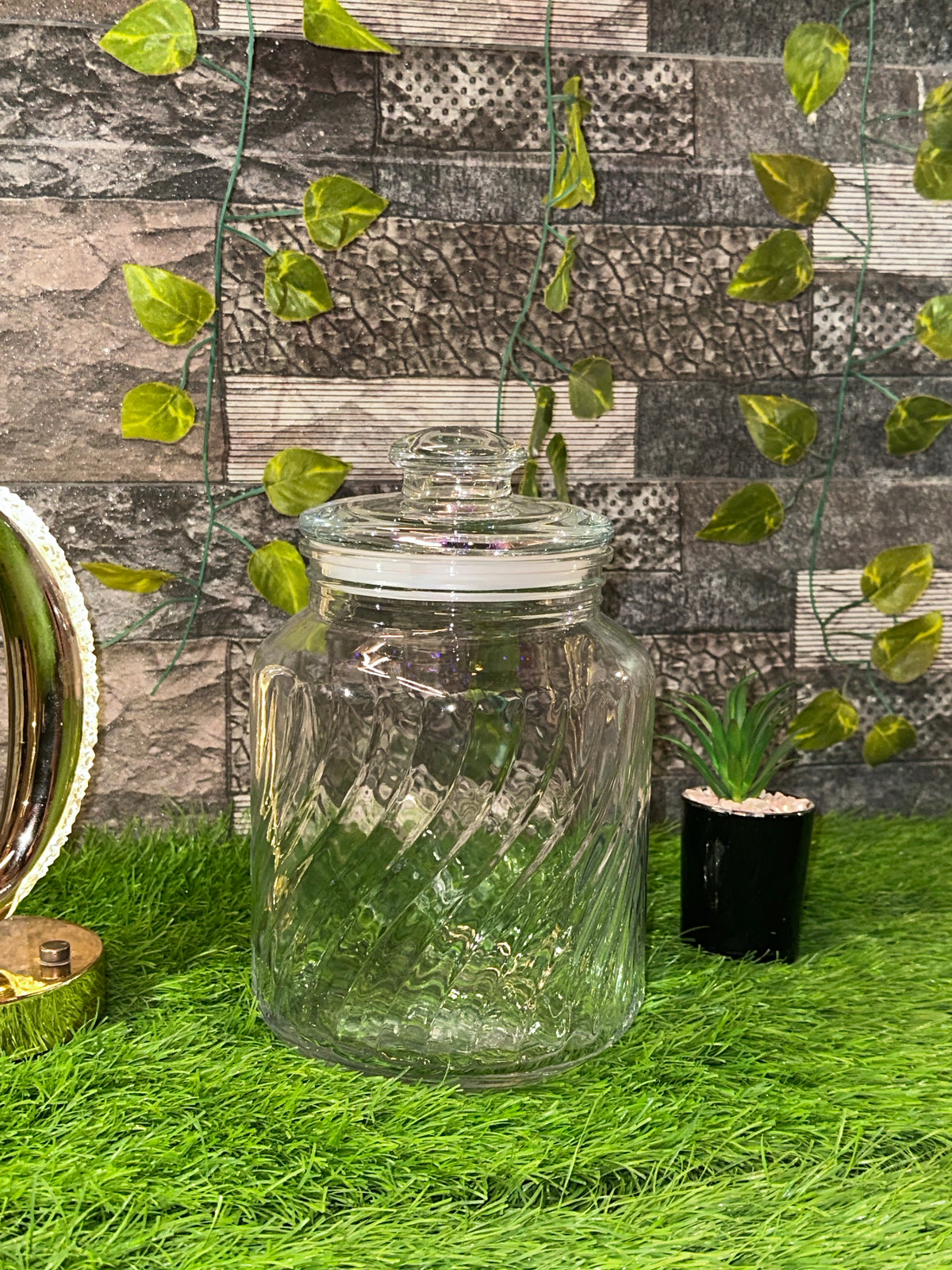 Daily Clink | Elegant 2.2L Glass Storage Jar
